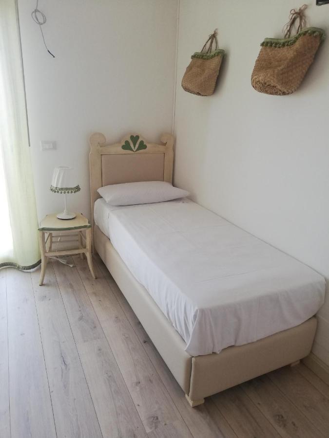 Etna Casa Del Sole Panzió Nicolosi Kültér fotó